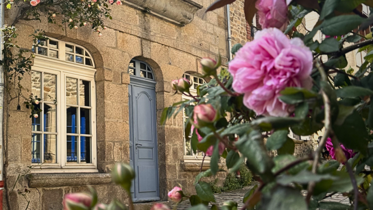 Why European Doorways Feel So Inviting